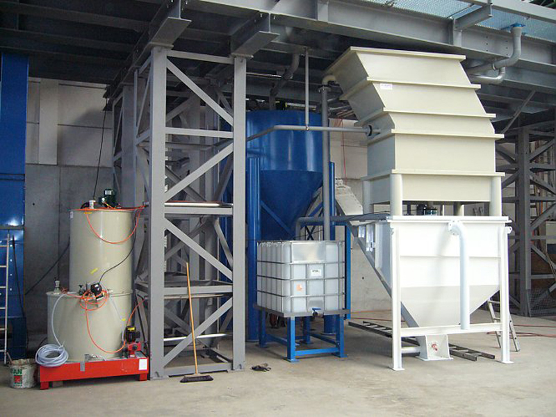 Sedimentation tanks with lamella